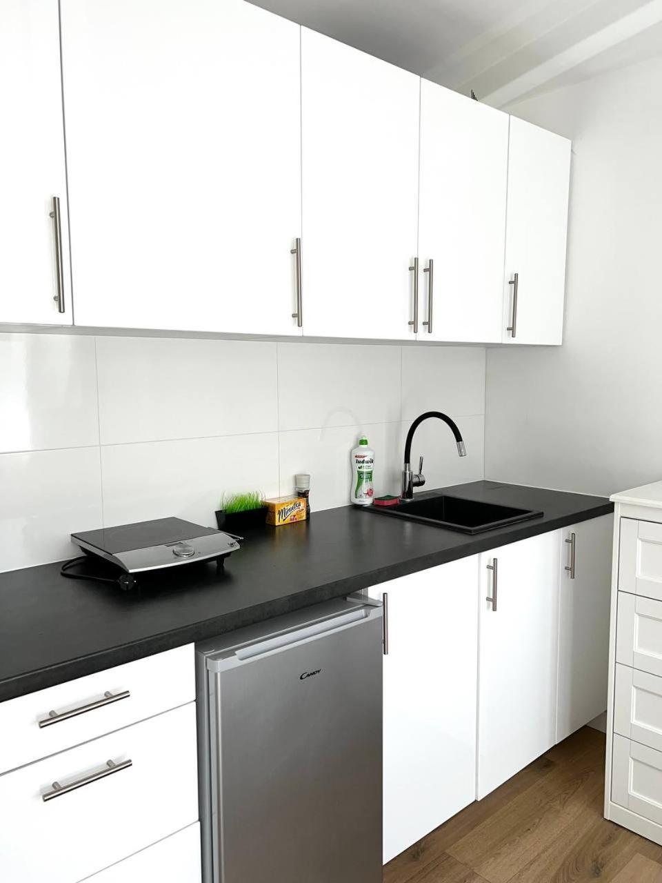 Quiet Apartment Near The Park, Metro, Centre, Wi-Fi - By Hik Apartments Varsóvia Exterior foto