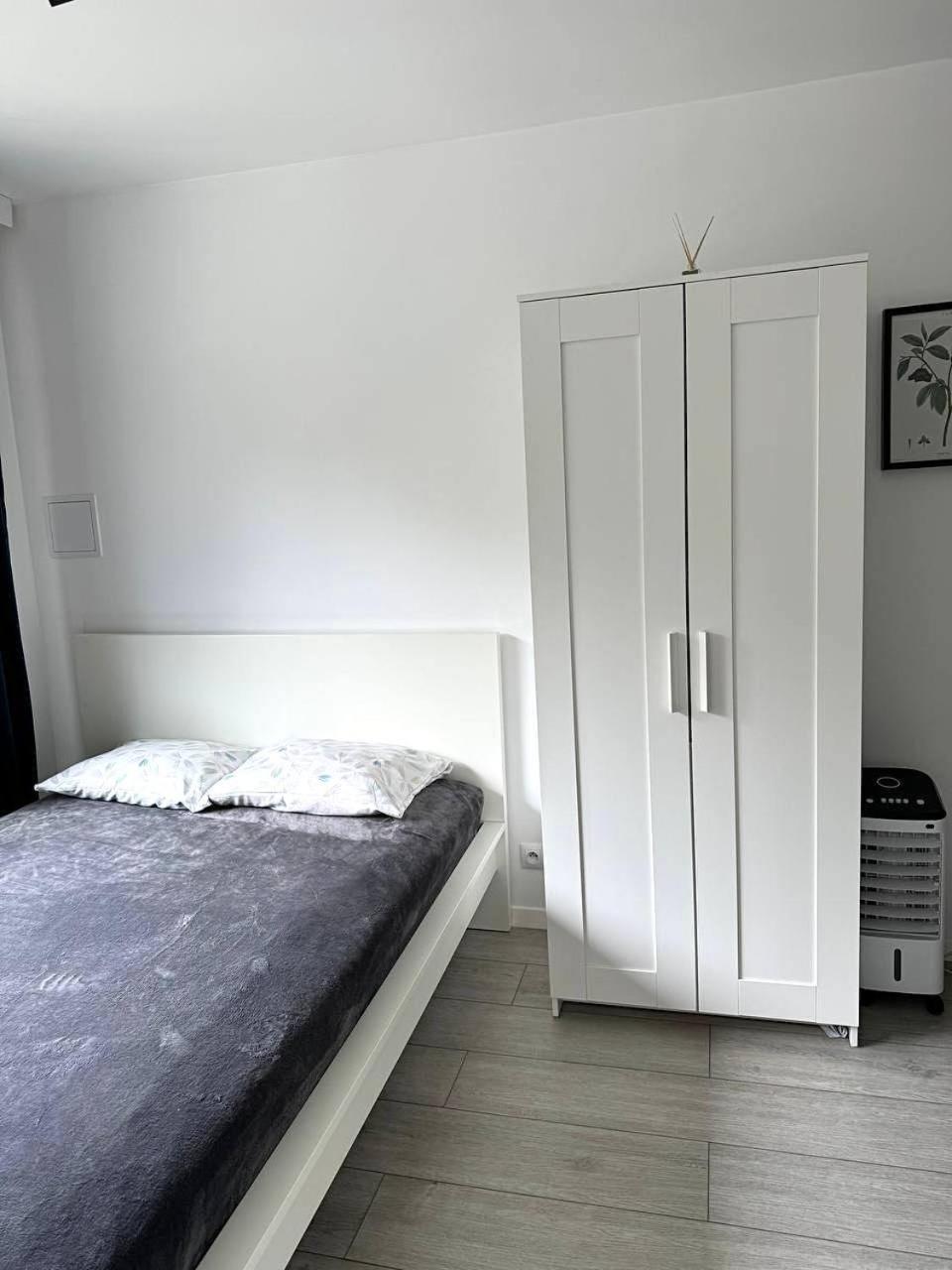Quiet Apartment Near The Park, Metro, Centre, Wi-Fi - By Hik Apartments Varsóvia Exterior foto