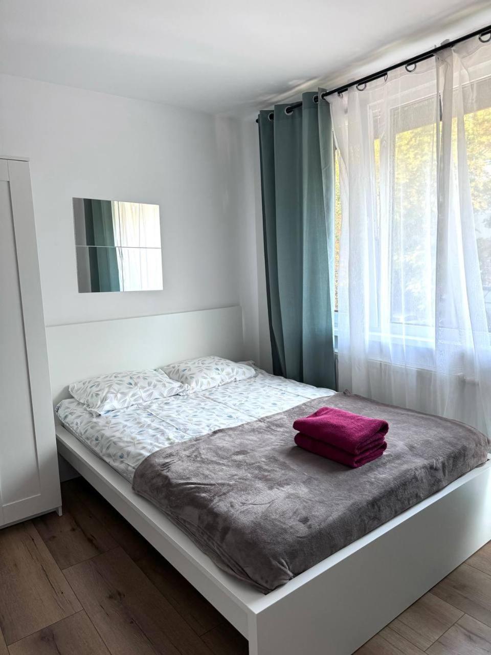 Quiet Apartment Near The Park, Metro, Centre, Wi-Fi - By Hik Apartments Varsóvia Exterior foto