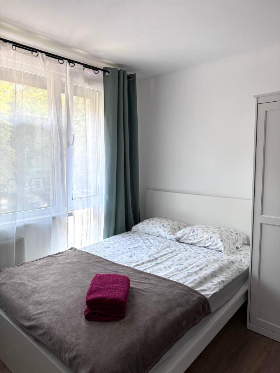 Quiet Apartment Near The Park, Metro, Centre, Wi-Fi - By Hik Apartments Varsóvia Exterior foto